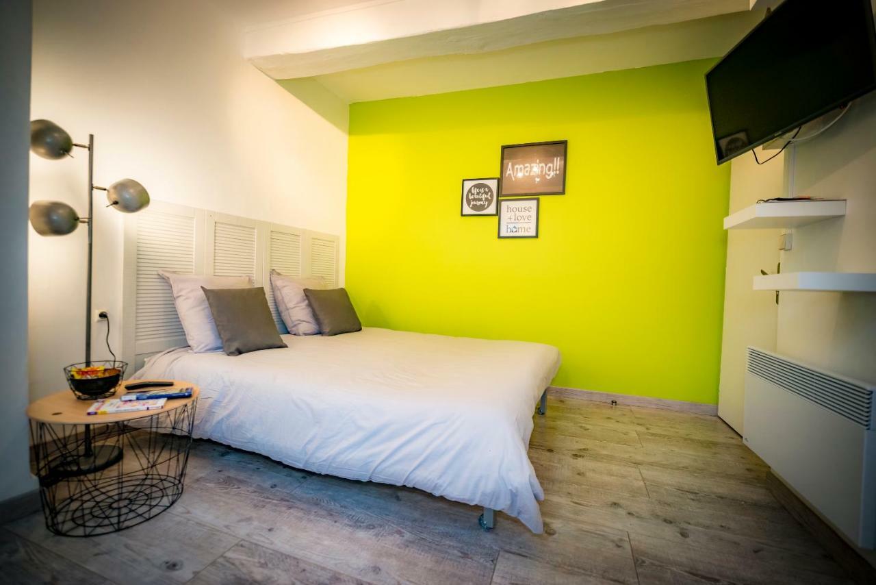 Apartamento CHEVAL DE TROYES - Ecrin de calme - HYPER CENTRE Exterior foto